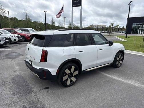 White Metallic 2025 MINI Countryman S
