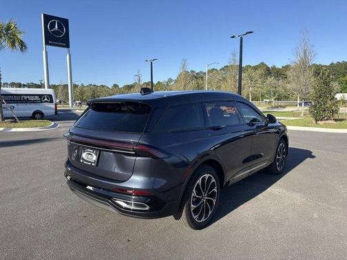 2024 Lincoln Nautilus Reserve