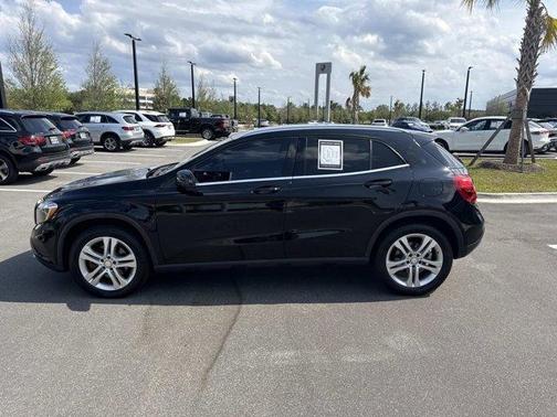 Black 2017 Mercedes-Benz GLA 250 Base