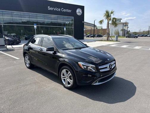 Black 2017 Mercedes-Benz GLA 250 Base