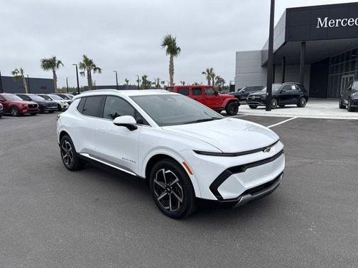 Summit White 2025 Chevrolet Equinox EV LT