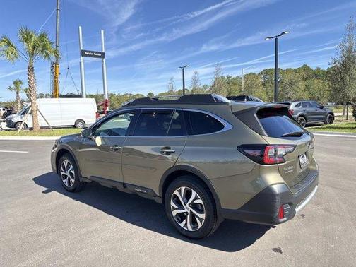 2022 Subaru Outback Touring XT