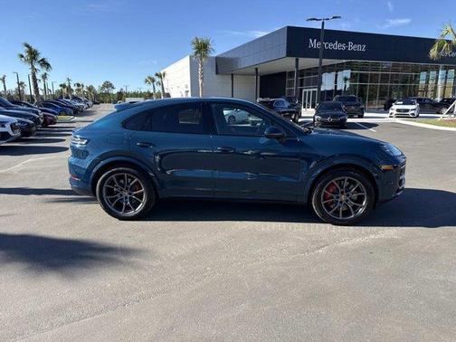 2024 Porsche Cayenne S Coupe AWD
