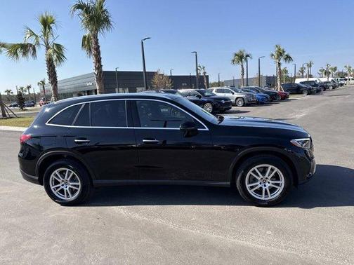 2025 Mercedes-Benz GLC 300 Base