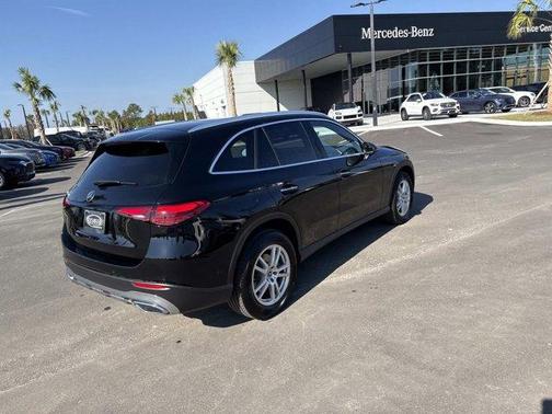 2025 Mercedes-Benz GLC 300 Base