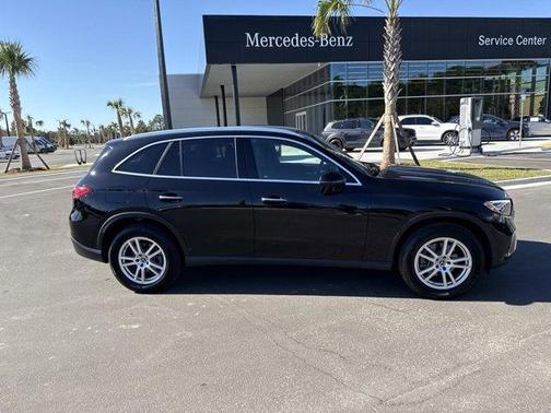 2025 Mercedes-Benz GLC 300 Base