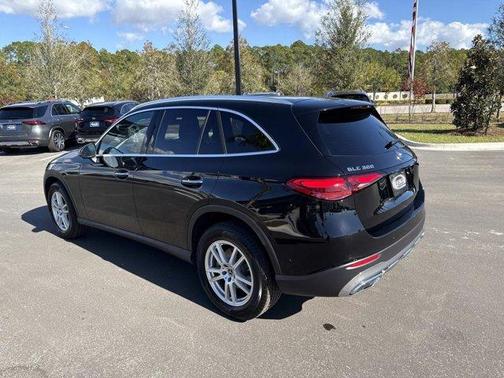 2025 Mercedes-Benz GLC 300 Base