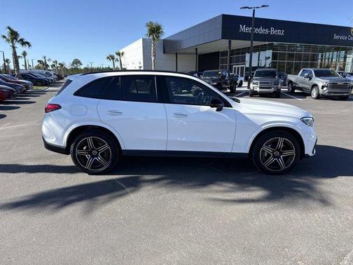 2026 Mercedes-Benz GLC 300 Base 4MATIC