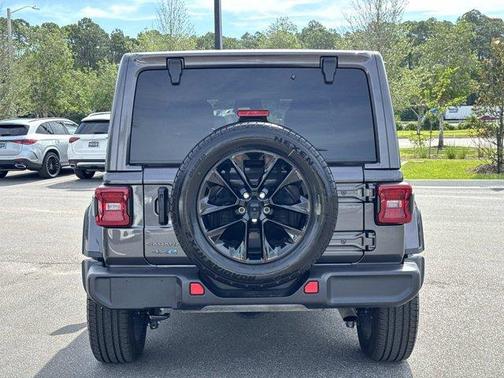 Granite Crystal Clearcoat Metallic 2025 Jeep Wrangler 4xe Sahara