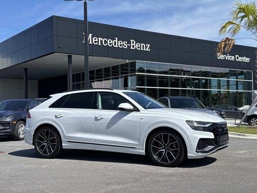 Glacier White Metallic 2023 Audi Q8 55 Prestige