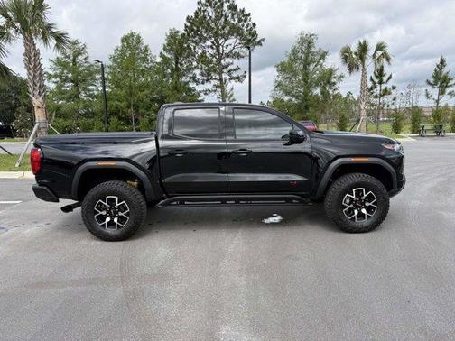 Onyx Black 2024 GMC Canyon AT4X