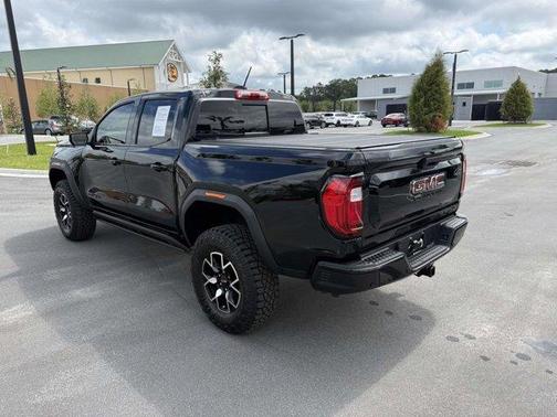 Onyx Black 2024 GMC Canyon AT4X