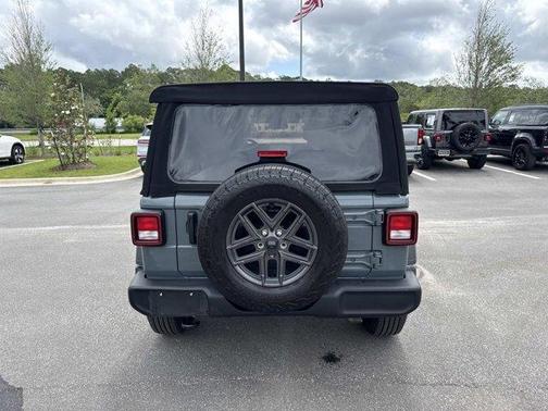 Anvil Clearcoat 2024 Jeep Wrangler Sport