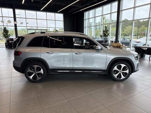 2026 Mercedes-Benz GLB 250 Base