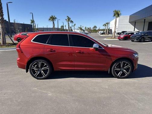 2019 Volvo XC60 T6 R-Design