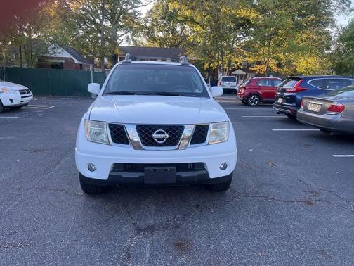 2008 Nissan Frontier LE Crew Cab