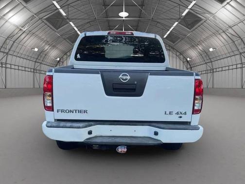 2008 Nissan Frontier SE Crew Cab