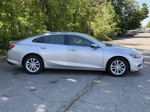 Silver 2018 Chevrolet Malibu LT