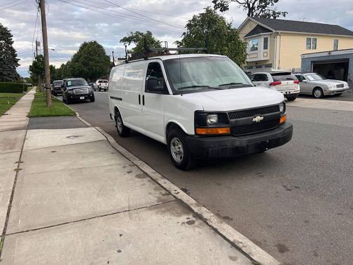 2003 Chevrolet Express 1500 Base