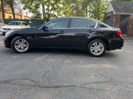 2013 INFINITI G37x Base