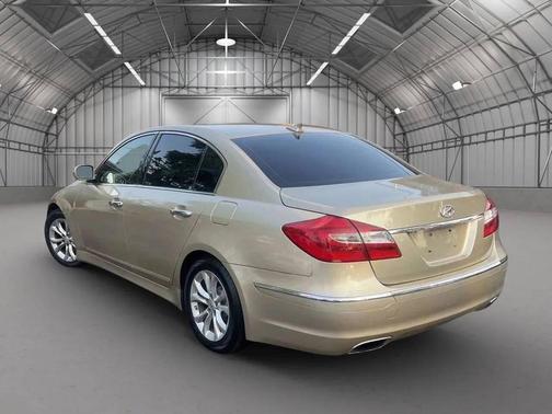 2012 Hyundai Genesis 3.8