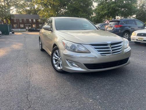 2012 Hyundai Genesis 3.8