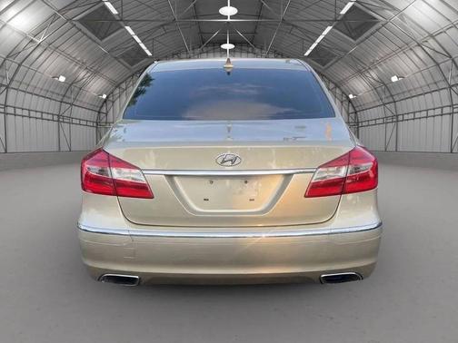 2012 Hyundai Genesis 3.8
