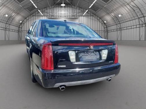 2005 Cadillac STS V8