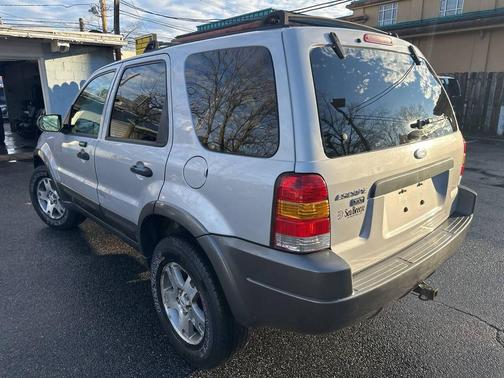2004 Ford Escape XLT