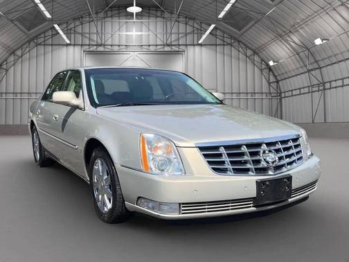 2007 Cadillac DTS Luxury
