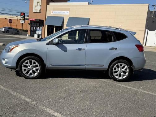 2011 Nissan Rogue SV