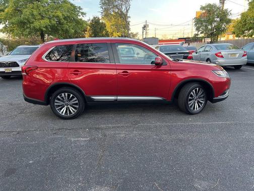 2019 Mitsubishi Outlander SEL