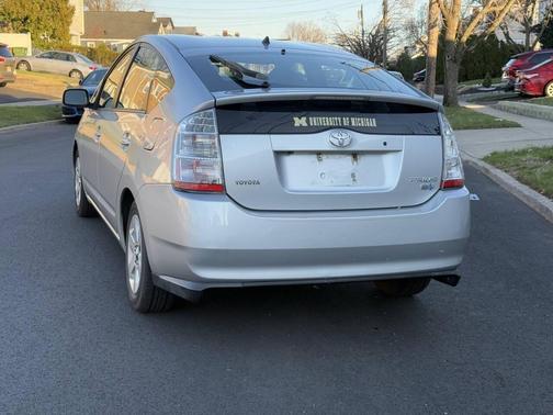 Silver 2007 Toyota Prius Touring