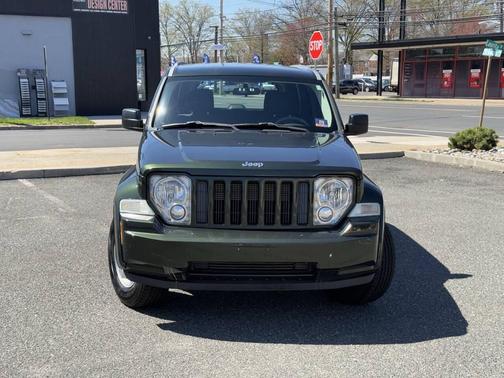 Green 2011 Jeep Liberty Sport