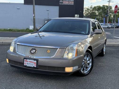 Brown 2006 Cadillac DTS Luxury