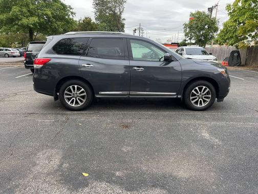 2013 Nissan Pathfinder SL