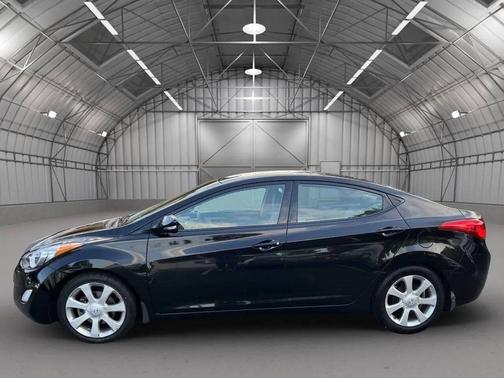 2013 Hyundai ELANTRA Limited