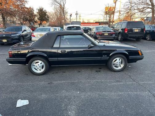 1983 Ford Mustang GT