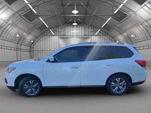 2020 Nissan Pathfinder SL 4WD