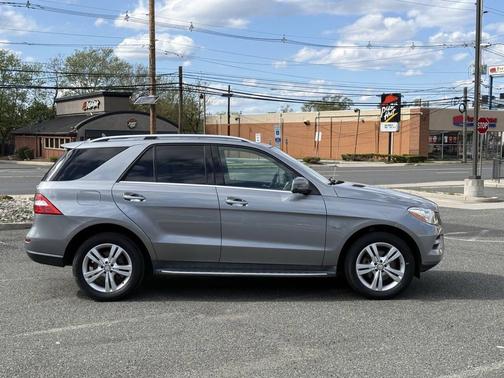 Gray 2012 Mercedes-Benz M-Class 4MATIC