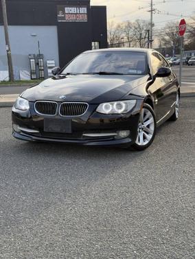 Black 2011 BMW 328 xDrive