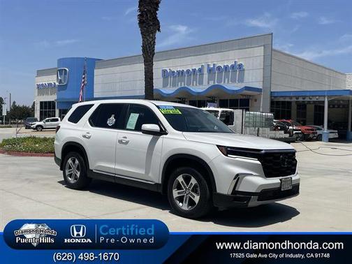 Platinum White Pearl 2024 Honda Pilot