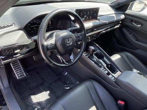 Crystal Black Pearl 2025 Honda Accord Hybrid
