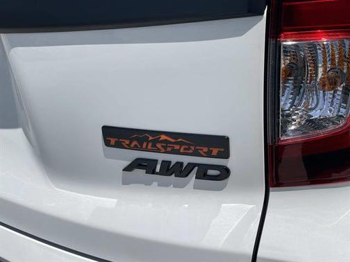 Platinum White Pearl 2023 Honda Passport