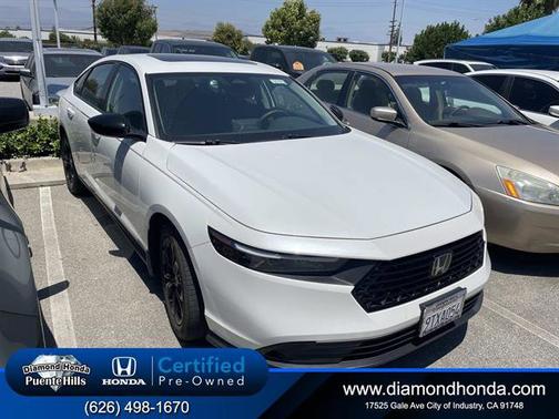 Platinum White Pearl 2025 Honda Accord