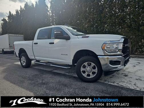 Bright White Clearcoat 2024 RAM 2500 Big Horn Crew Cab 4x4 6'4' Box