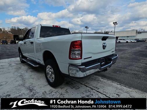 Bright White Clearcoat 2024 RAM 2500 Big Horn Crew Cab 4x4 6'4' Box