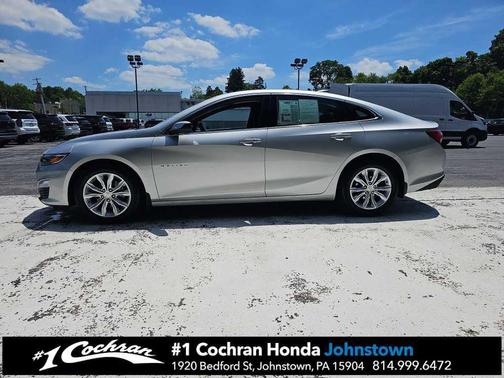 Silver Ice Metallic 2019 Chevrolet Malibu LT