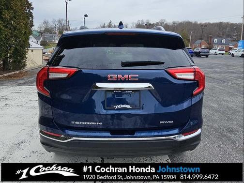 2023 GMC Terrain SLT