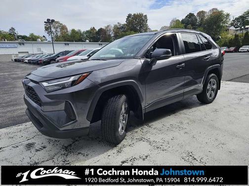 2022 Toyota RAV4 Hybrid XLE